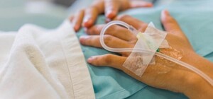 У Кривому Розі рятують жінку, яка потрапила в ДТП на 8 місяці вагітності