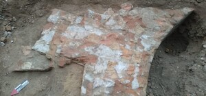 Біля мурів Софії Київської виявили археологічну знахідку