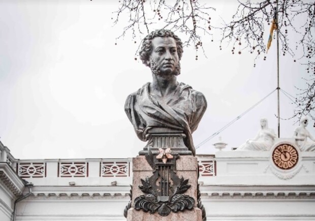 Адвокат рассказал, от кого зависит судьба памятника Пушкину в Одессе. 