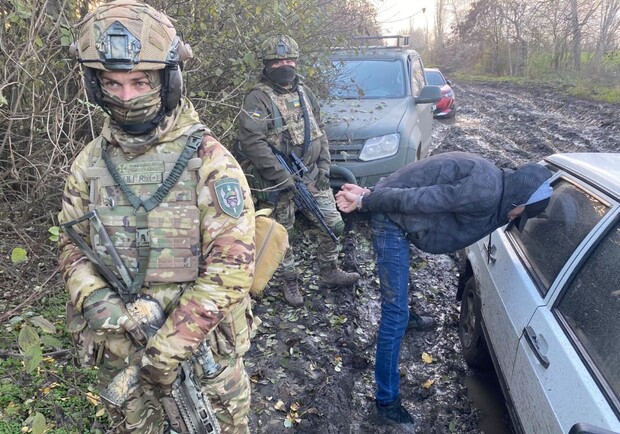 В Одесской области мужчина продавал трофейное оружие оккупантов из Николаевщины. 