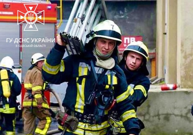 Пожары и ДТП: как прошли сутки у одесских спасателей и патрульных. 