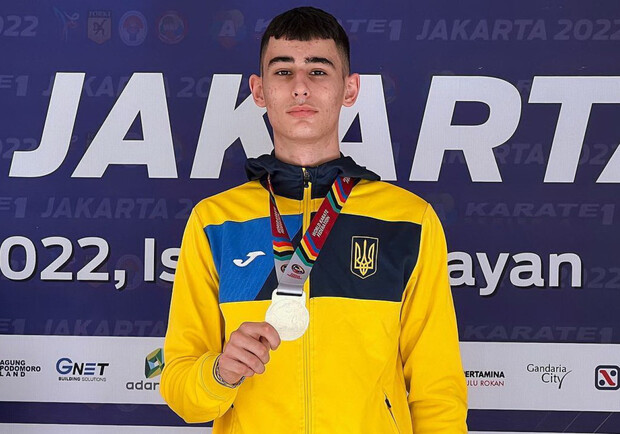 Одесский каратист завоевал медаль на крупном международном турнире - фото