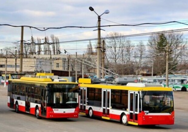 В Одессе из-за российских обстрелов городской электротранспорт заменят автобусами. 