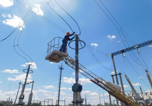 Из-за жалоб: "Одесские электросети" будут проверять на соблюдения графиков отключения света. 