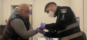 Бросался камнями: в Одессе ссора двух мужчин закончилась стрельбой и травмой