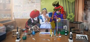 Несколько минут позитива: Одесский зоопарк выпустил новогодний клип (видео)