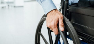 Лицам с инвалидностью из Одесской области могут получить денежную помощь от Красного Креста