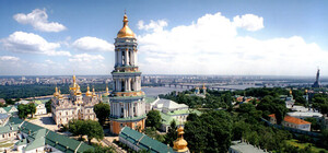 Два храма Киево-Печерской лавры официально вернули на баланс Украины