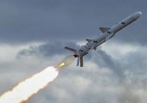 Росіяни завдали ракетного удару по об'єкту критичної інфраструктури на Одещині. 