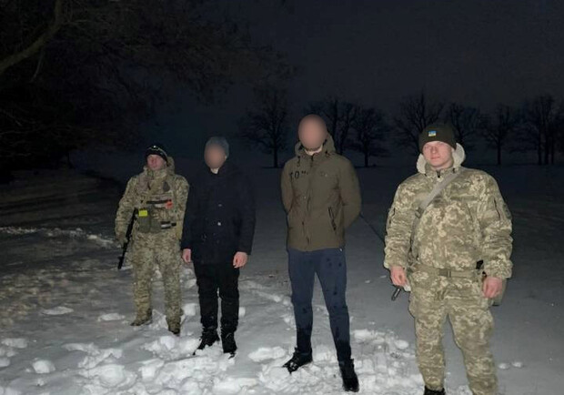 В Одесской области поймали двух "уклонистов", которые пытались попасть в Молдову через снежные поля. 