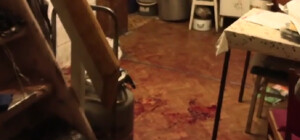 В Киеве мужчина убил своего друга и сделал селфи на фоне трупа (ВИДЕО)