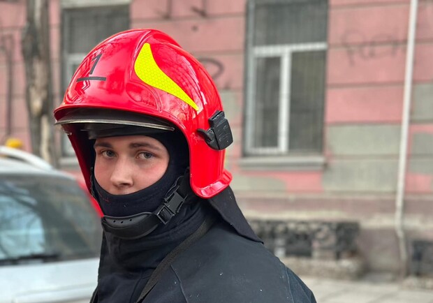 В Одесской области на пожаре погиб парень, а в Приморском районе Одессы горели легковые автомобили. 