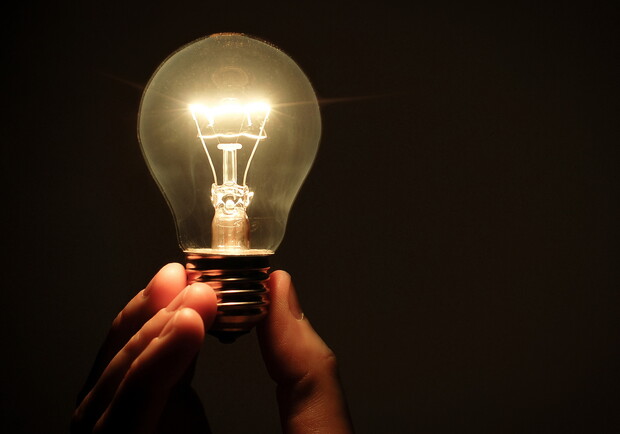В Одесі та області через обстріл українських енергооб'єктів збільшилася тривалість відключень світла. 