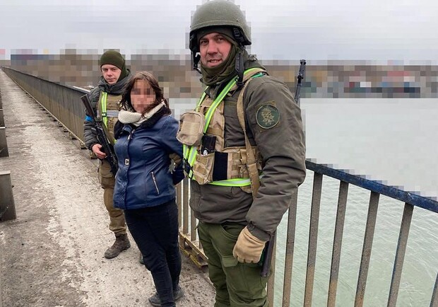В Одесской области спасли девушку, которая чуть не спрыгнула с моста. 