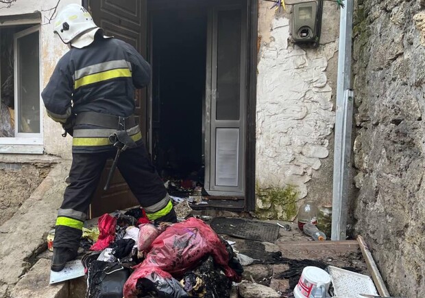 Вибух газової колонки та пожежі з постраждалими: як минула доба в одеських рятувальників. 