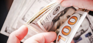 Курс валют в Украине 23 февраля 2023 года: сколько стоит доллар и евро