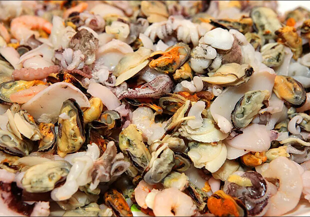 В Одесскую область завезли опасные морепродукты из Китая. 