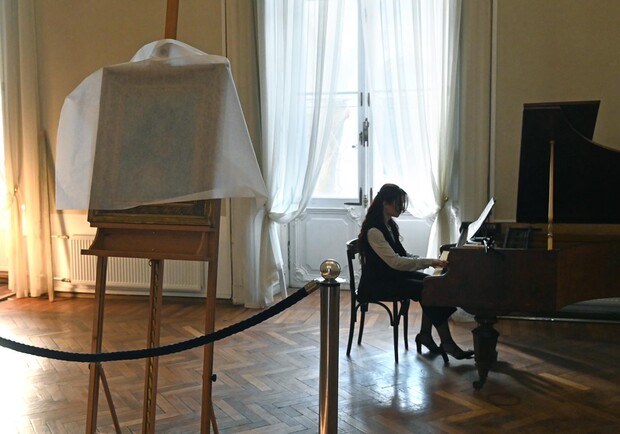 Одесский музей получил в подарок картину известного итальянского художника - фото