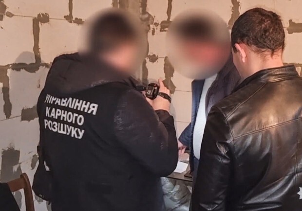 В Одессе мошенники присвоили три квартиры умерших людей. 