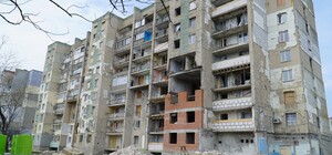 Голова Одеської ОВА незадоволений ремонтом багатоповерхівки, що постраждала від обстрілу в Сергіївці: причина