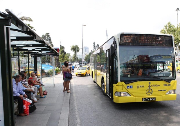 Стамбул передаст Одессе автобусы и генераторы. 