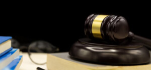 Корбан проиграл суд против активиста Протасового Яра Романа Ратушного, который погиб на войне