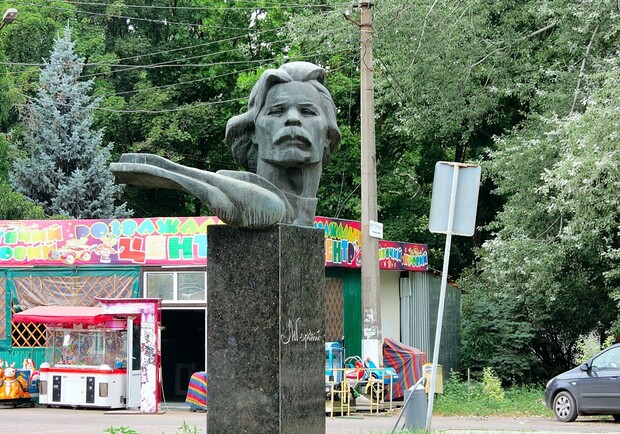 В Одессе снесут памятник Максиму Горькому. 