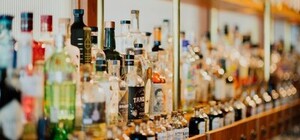 В городе на Днепропетровщине ввели ограничения на продажу алкоголя и работу ресторанов