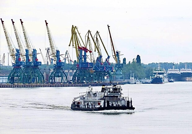 Дерусификация в силе: в Одесской области переименовали 12 судов Дунайского пароходства. 