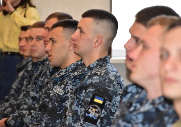 В Одессе состоялся выпуск офицеров Морской академии: выпускников поздравил Президент Украины. 