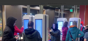В Одесі нарешті відкрили McDonald's (відео)
