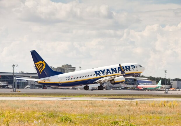 Лоукост Ryanair планує відкрити базу в Одесі після поновлення авіасполучення. 
