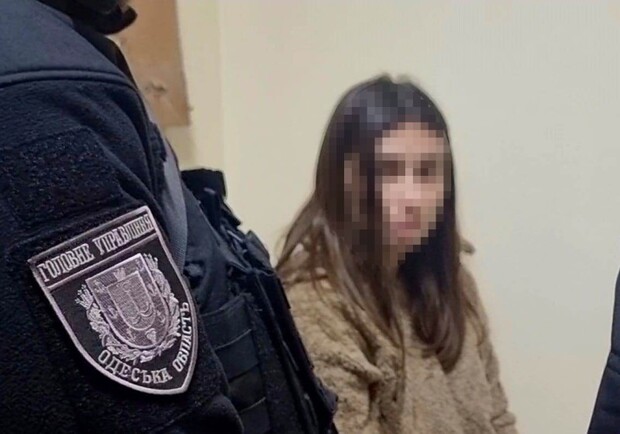 В Одессе задержали сутенершу, которая жаловалась на спад спроса на проституток. 