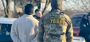 На Одещині засудили іноземця за хабар та спробу ввезти в Україну своїх друзів
