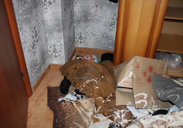 Завернул тело в ковры с порошком: одессита задержали за убийство беженца из Бахмута. 