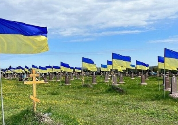 В Одесі обрали зразки надгробків на військових цвинтарях. 