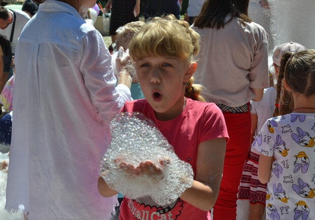 В Одессе проходит фестиваль "Планета счастливых детей". - фото