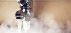 Мешканцям двох районів Львова відновлюють подачу гарячої води 