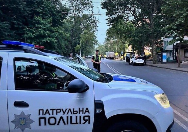 Ночная атака Одессы: на месте "прилета" перекрыли движение. 