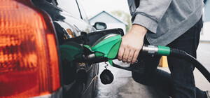У Дніпрі різко подорожчав бензин: які ціни на заправках