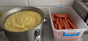 У Дніпрі деякі категорії ВПО можуть отримати безкоштовні обіди у шелтерах: інструкція