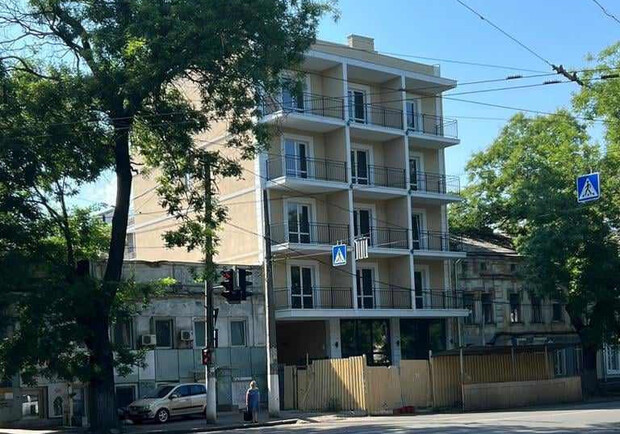 В Одесcе снесут незаконную многоэтажку. 