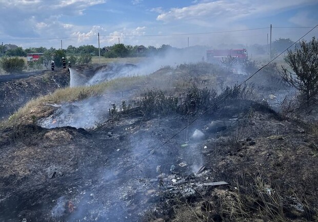 На Одещині горіло десять тисяч квадратних метрів сухої рослинності. 