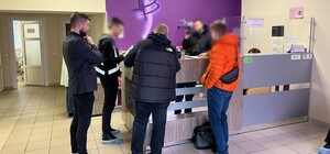 Харьковский медцентр подозревают в торговле новорожденными