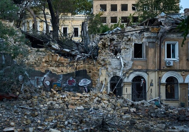 В Одессе выделили почти два миллиона гривен на восстановление пострадавших от обстрела жилищ. 