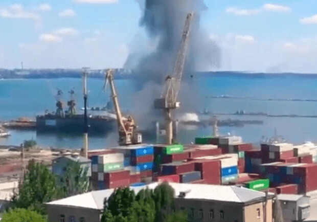 В Одеській ОВА розповіли, скільки іноземних суден постраждали від обстрілу українських портів. 