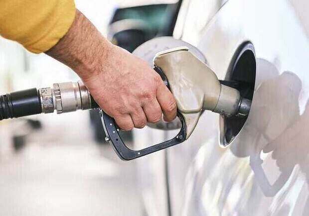 Одесскую АЗС оштрафовали из-за некачественнго бензина. 