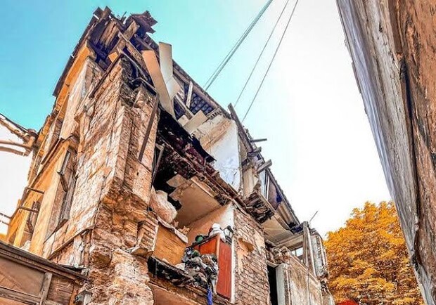 В центре Одессы обрушился очередной дореволюционный дом. 