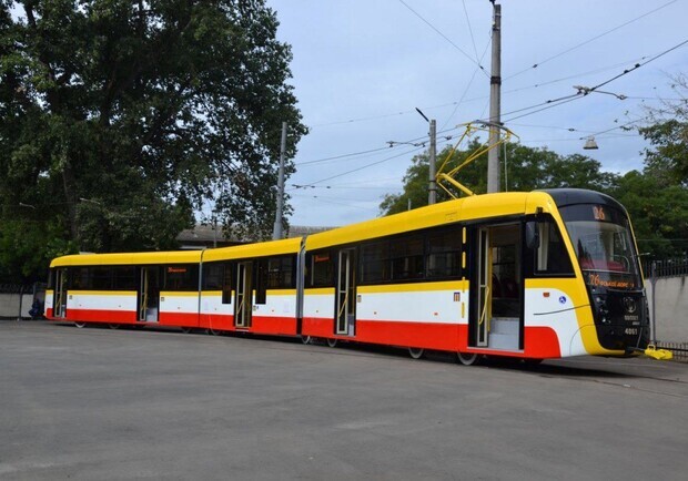 Реконструкция рельсов: c завтрашнего дня в Одессе перестанут курсировать три трамвая. 