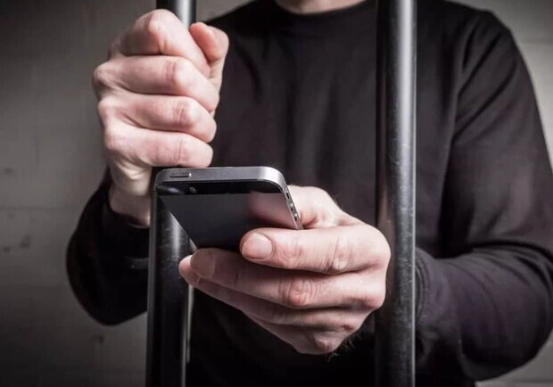 В Одесі ув'язнений прямо із СІЗО продавав неіснуючі повербанки